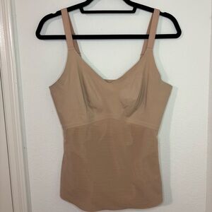 Honeylove LiftWear shapewear Cami in the color Sand size large
